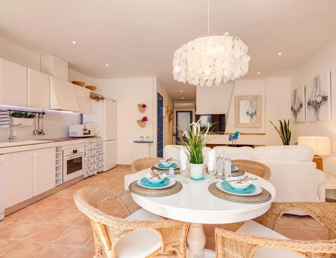 Blue Home Sitges Apartment
