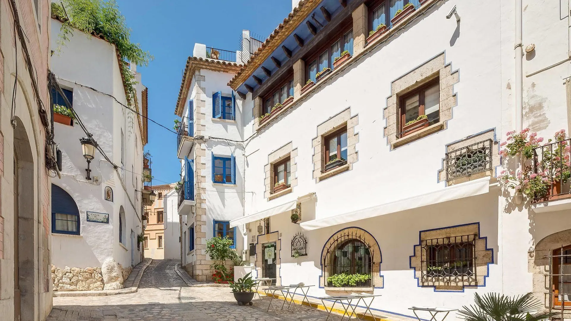 Apartment Blue Home Sitges